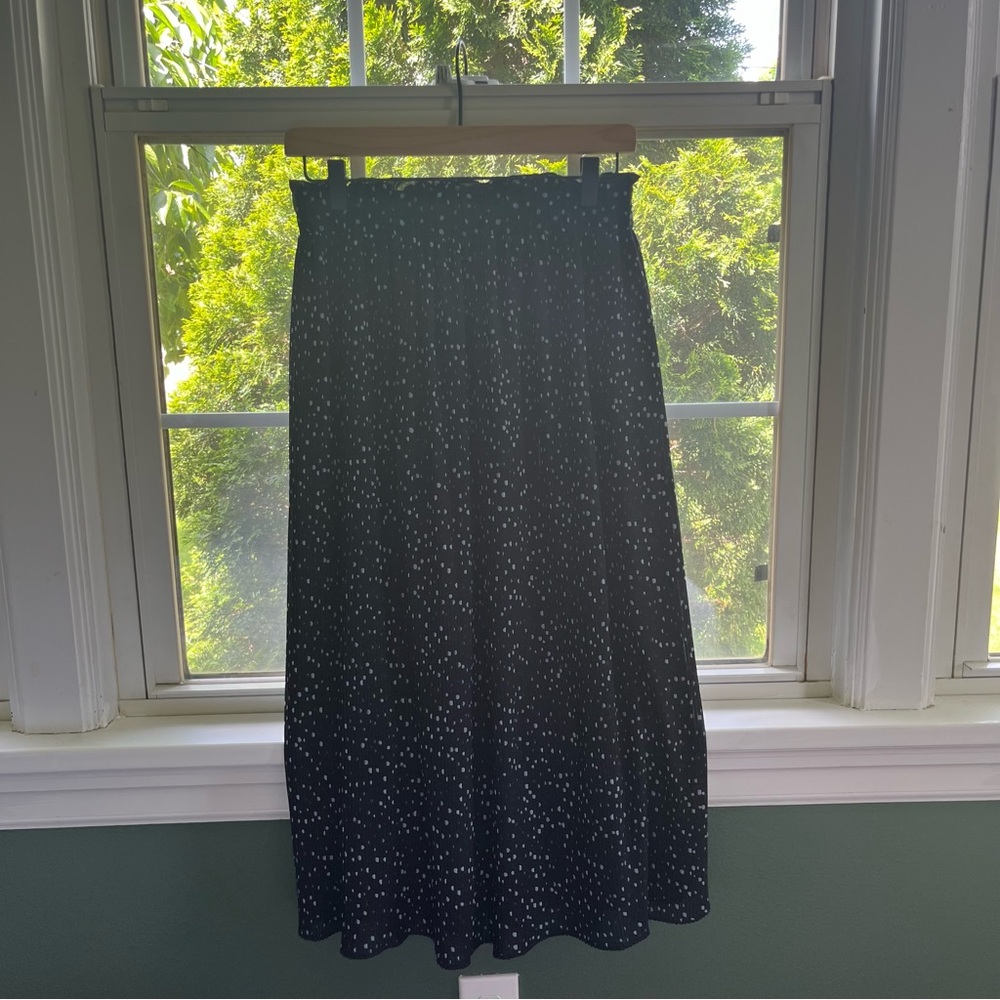 Elegant Black and White Polka Dot Skirt